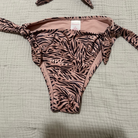 Target Bikini - Picture 7 of 7